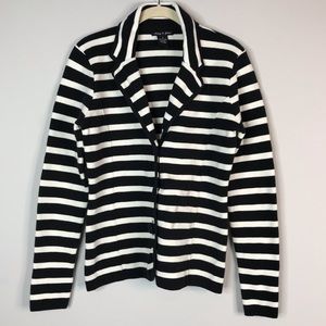 Audrey & Grace black and white sweater blazer